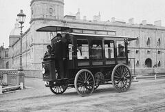 First electric omnibus by I. Romanov 1899 Handmade workshop 1:43