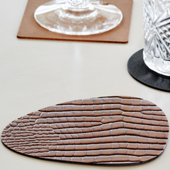 Подстаканник фигурный 11x13 см, толщина 2мм Croco cognac LindDNA-9883