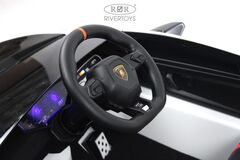 Lamborghini Huracán STO E888EE (ЛИЦЕНЗИОННАЯ МОДЕЛЬ) с дистанционным управлением