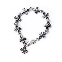 braslet-iz-chernenogo-serebra-925-proby-v-stilistike-chrome-hearts
