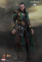 Фигурка Локи из фильма Тор 2 Царство тьмы Hot Toys