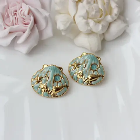 Серьги пусеты Ракушки с эмалью, голубой, 22*25 мм, сталь, позолота, СГ038