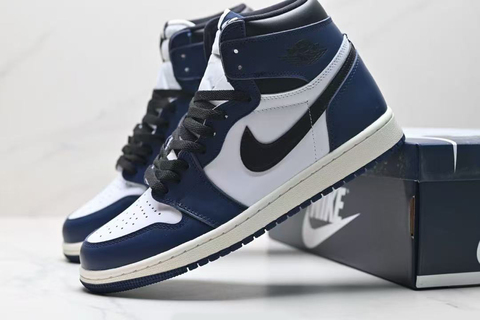 Air Jordan 1 High OG 'Midnight Navy' 