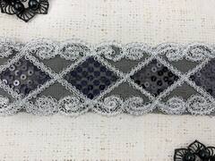 Тесьма пайетки на сетке, ш. 5,8 см, серебро с чёрным