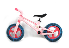 Беговел Rivertoys M002BX