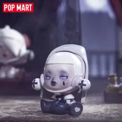 Случайная фигурка POP MART. Skullpanda: Ancient Castle