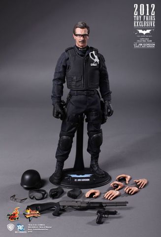 Темный рыцарь фигурка 1/6 Лейтенант Джим Гордон Exclusive
