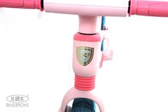 Беговел Rivertoys M002BX