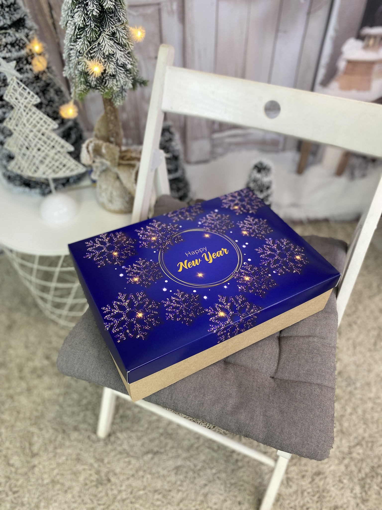 Коробка 350*250*90 