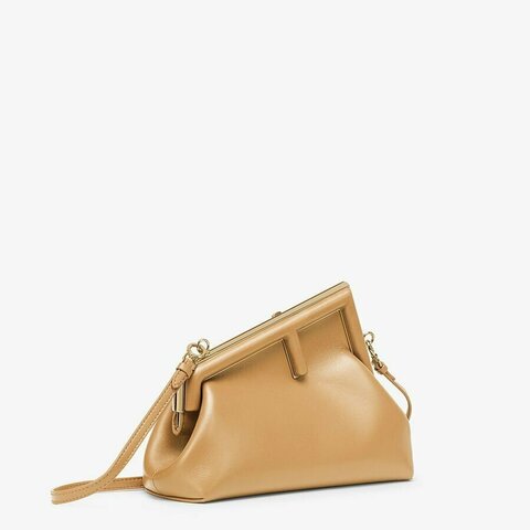 Сумка Fendi Fendi First маленькая бежевый