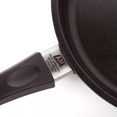 Сковорода глубокая 24 см AMT Frying Pans Titan арт. AMT I-724FIX