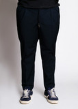<p>Брюки&nbsp;</p> MONCLER