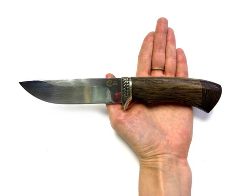 Нож Егерь, кованая 95х18, венге, литье мельхиор