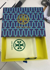 sergi-tory-burch-s-podveskoj-serdce