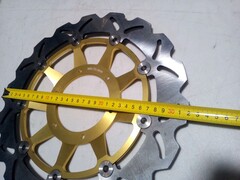 Диск тормозной передний лепестковый на Honda CBR RR / CBR RR-ABS / CBR RR-SP
