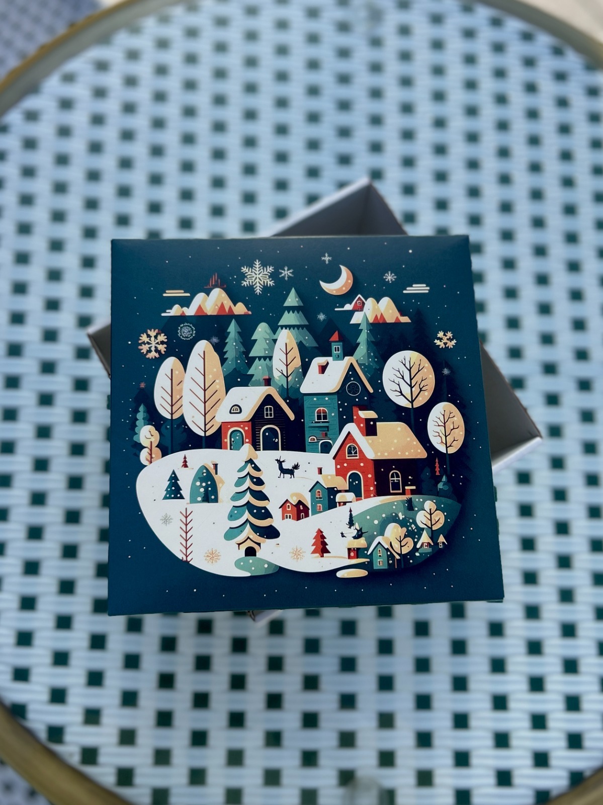 Коробка 200*200*50 