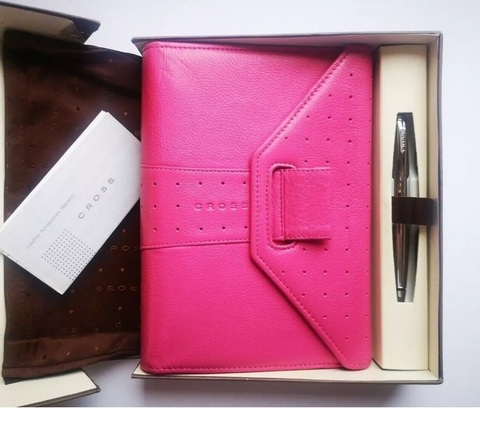 Кожаный органайзер Cross Personal, Autocross Leather Collection ™, Pink (AC234-7 )