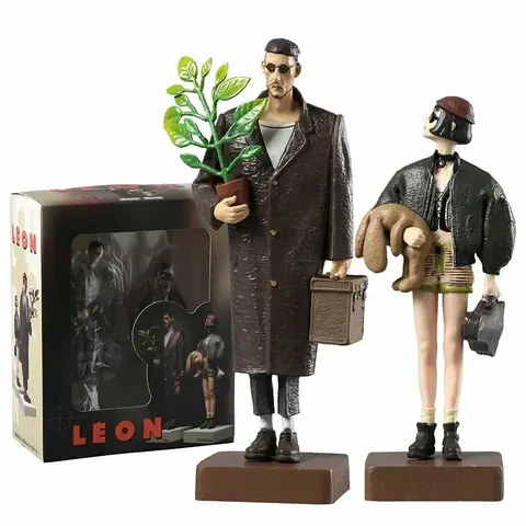 Фигурки Леон и Матильда из фильма Léon: The Professional