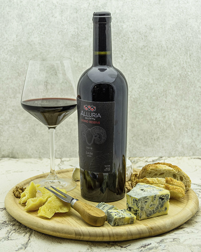 Вино Alluria Гранд Резервное Красное Сухое 2015 г.у. 14,5%, 0,75 л, Армения