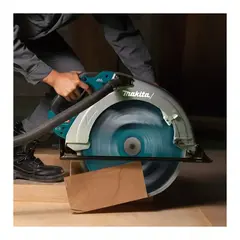 Аккумуляторная циркулярная ручная пила 415 мм Makita HS013GZ