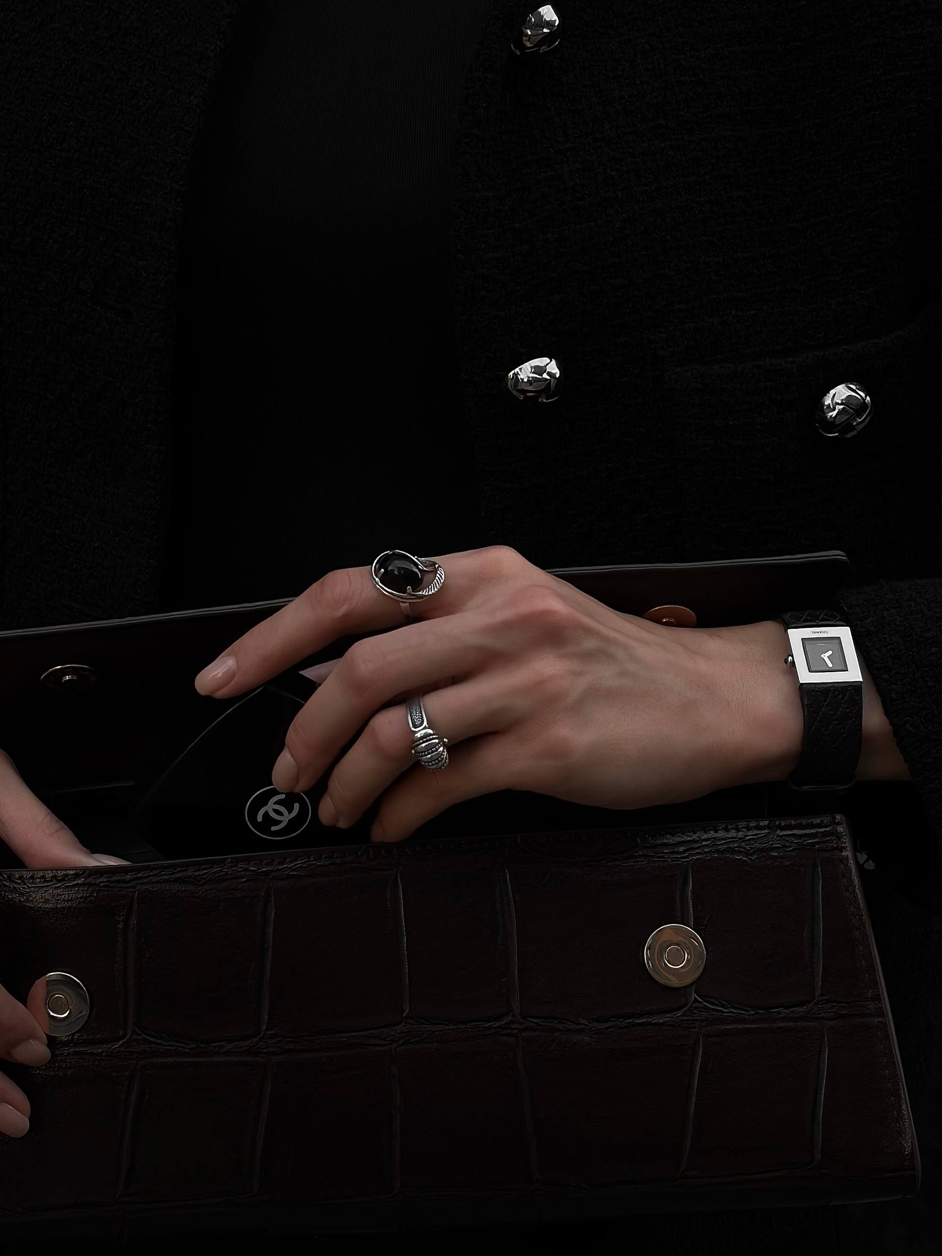 Строгие винтажные часики Chanel — фото 7
