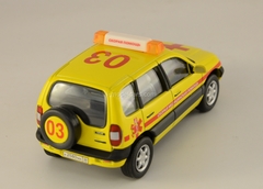 VAZ-2123 Chevrolet-Niva Police and Ambulance Cararama set 1:43