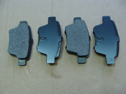 колодки тормозные задние Geely Emgrand ЕС7 FE3-4  1064001725-02