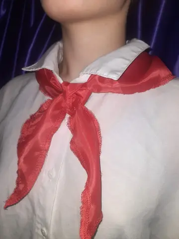 Пионерский галстук