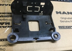 Держатель МАН/MAN   OEM MAN - 81624300055  Разборка МАН ТГА .   Разбираем грузовики МАН ТГЛ, разбираемые нами авто все из Европы, б/у запчасти в  отличном состоянии. Наш товар уже был в употреблении, но это не означает, что он низкого качества.  Каждый из наших сотрудников имеет многолетний опыт работы с подобными автомобилями. Подбор  запчастей по VIN-номеру автомобиля, отправка по всей России, гарантия на запчасти!   Помимо б/у запчастей МАН, вы так же можете приобрести у нас высококачественный аналог  Европейских, Турецких и Китайских производителей.  Новые запчасти на МАН