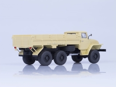 Ural-375N 6x6 board 1974 beige 1:43 AutoHistory