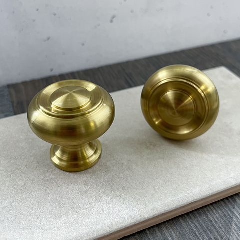 Кнопка Blossom ( Satin Brass )