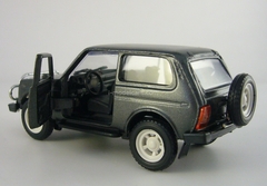 VAZ-21213 Niva Lada darkgray metallic 1:43 Agat Mossar Tantal
