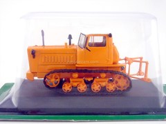 Tractor DT-75 1:43 Hachette #12