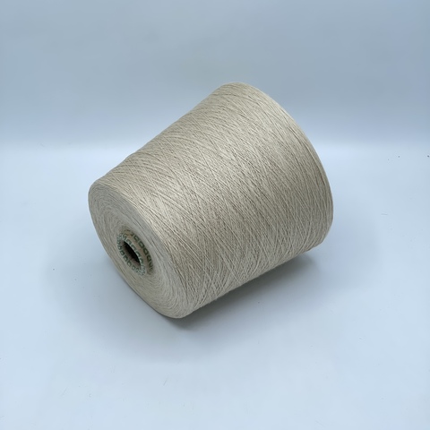 Бобинная пряжа,Cotton combed, 1693м. 100%Хлопок, Бежевый(147), 39139