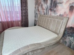 Наматрасник INVA защитный стеганный с бортиком 140 х 200 см / бежевый