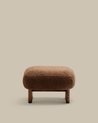 Пуф Cabana Taupe Boucle с ножками в отделке орех 65x55,4