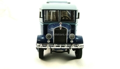 YaA-2 Giant 1932 Ultra Models 1:43