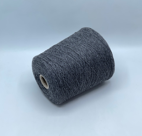 Natural fantasy, Zanska 40, 2/14 700м. 70% Меринос, 30% Кашемир, Графит (497/714), 39659