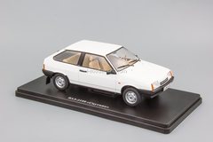 VAZ-2108 21083 Satellite white 1:24 Legendary Soviet cars Hachette #80