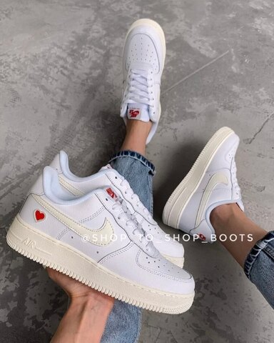Nike Air Force 1 Low