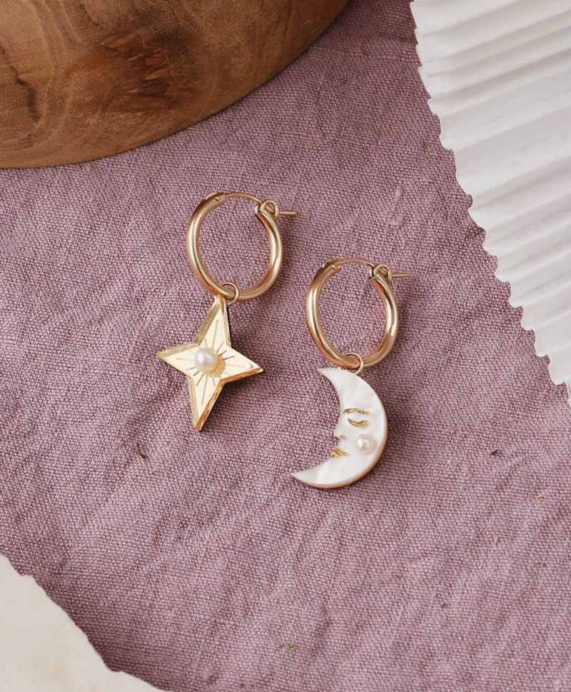 Серьги Moon & Star Hoops