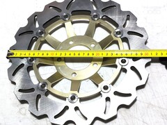Диск тормозной передний лепестковый на Suzuki GSX R 750 1989-1995 / GSX R 1100 1989-2000