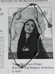 kole-cepochka-v-stilistike-chrome-hearts