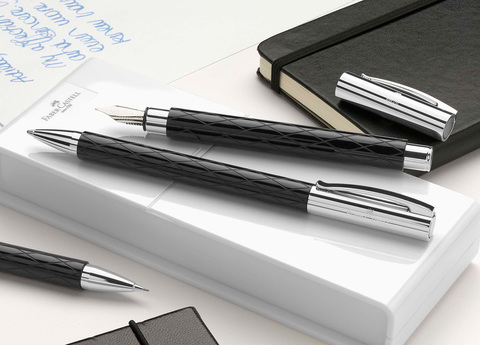 Перьевая ручка Faber-Castell Ambition Rhombus Black перо M