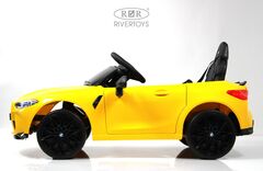 BMW M4 A004AA (ЛИЦЕНЗИОННАЯ МОДЕЛЬ) с дистанционным управлением