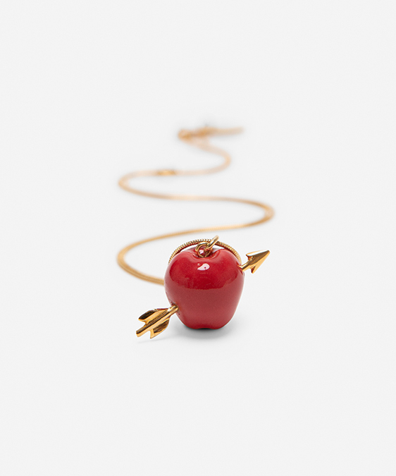 Подвеска W TELL APPLE