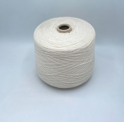 Millefili (пр.Италия). 2/15 750м/100гр, 70% Меринос, 30% Кашемир, цвет-Молочный(96854), арт.35134