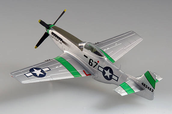 Модель Истребитель ВВС США P-51D Мustang масштаб 1:72