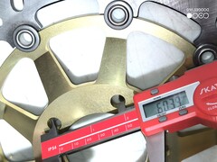 Диск тормозной передний лепестковый на Suzuki GSX R 750 1989-1995 / GSX R 1100 1989-2000