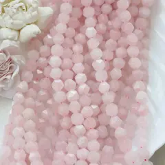 Розовый кварц, граненые бусины, 10 мм, нить, К009